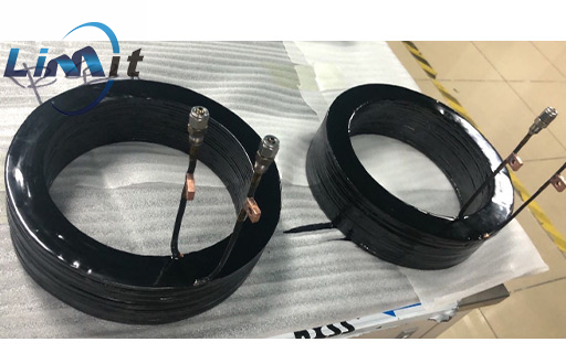 Magnetic field coil