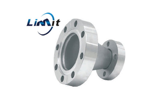 Conical reducers to adapt CF flanges